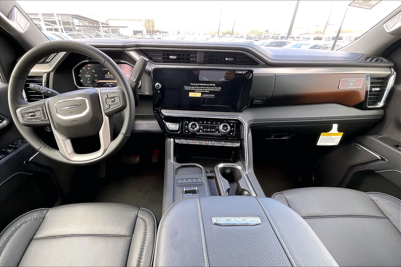 2026 GMC Sierra 2500HD Denali - 4