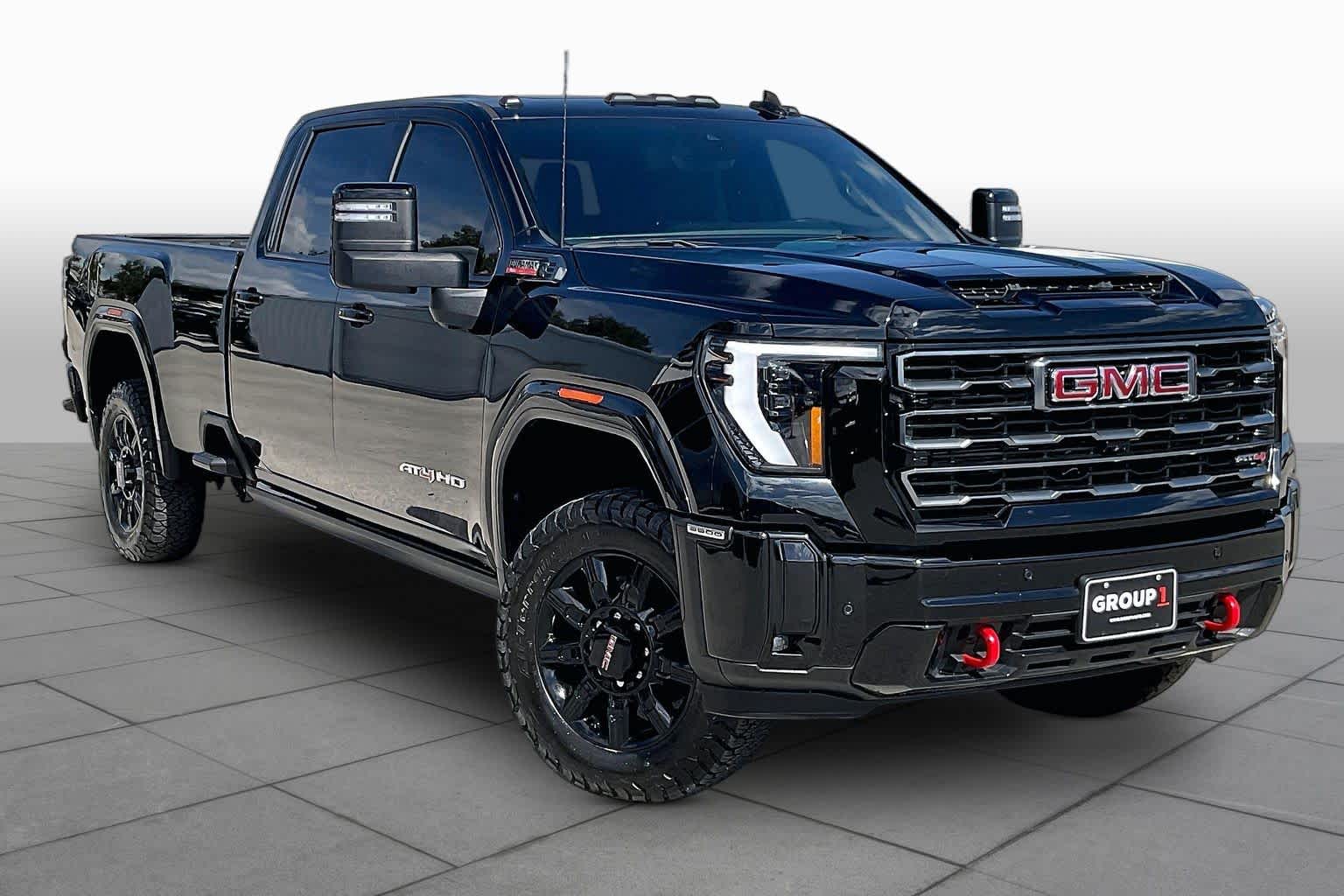 2025 GMC Sierra 3500HD photo 3 of 35