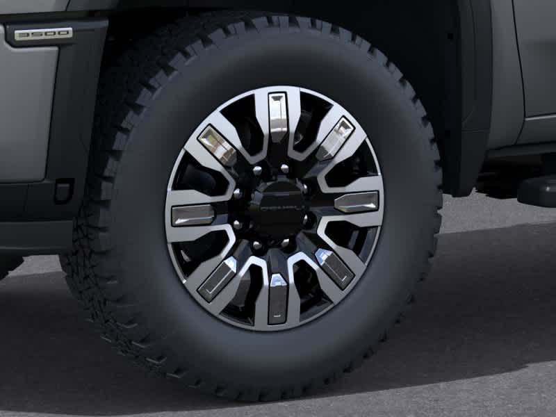 2026 GMC Sierra 3500HD photo 9 of 24