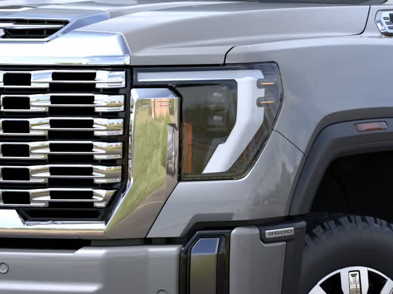 2026 GMC Sierra 3500HD photo 10 of 24