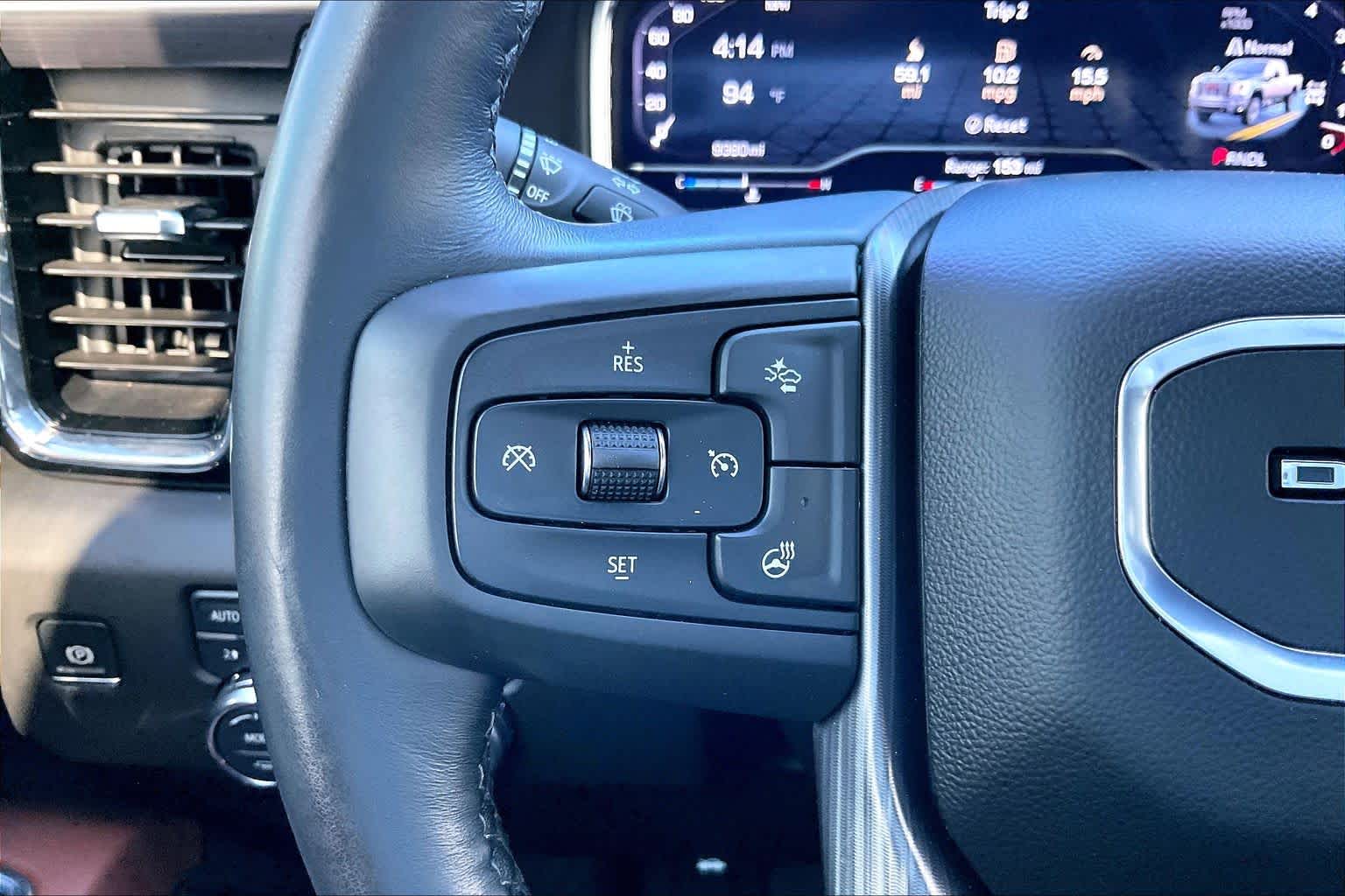 2025 GMC Sierra 3500HD photo 24 of 37