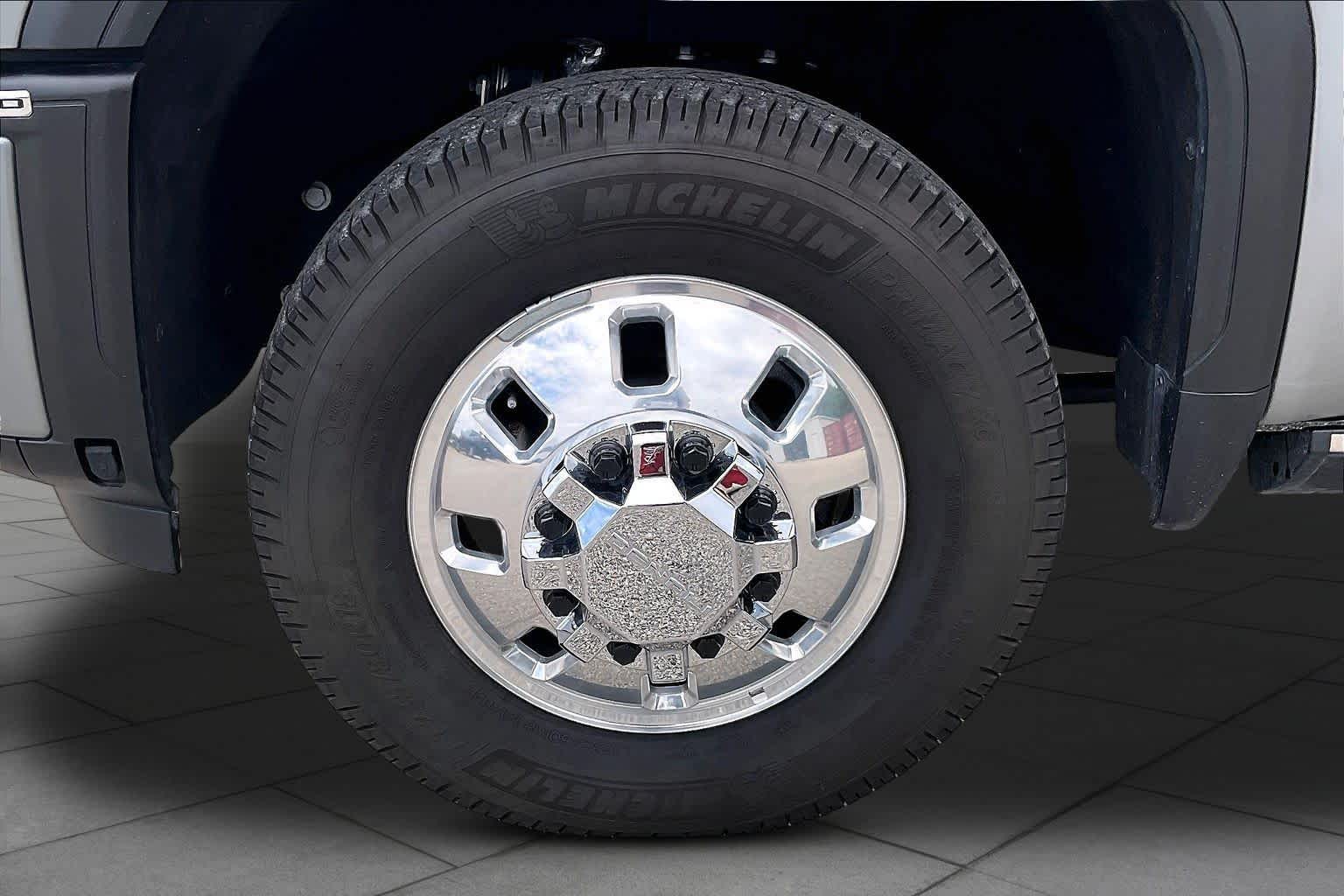 2025 GMC Sierra 3500HD Denali Ultimate Sterling Metallic at Group 1 GMC Buick South