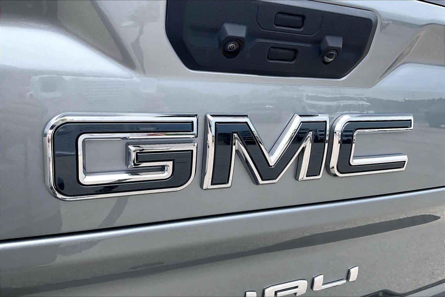2025 GMC Sierra 3500HD Denali Ultimate Sterling Metallic at Group 1 GMC Buick South