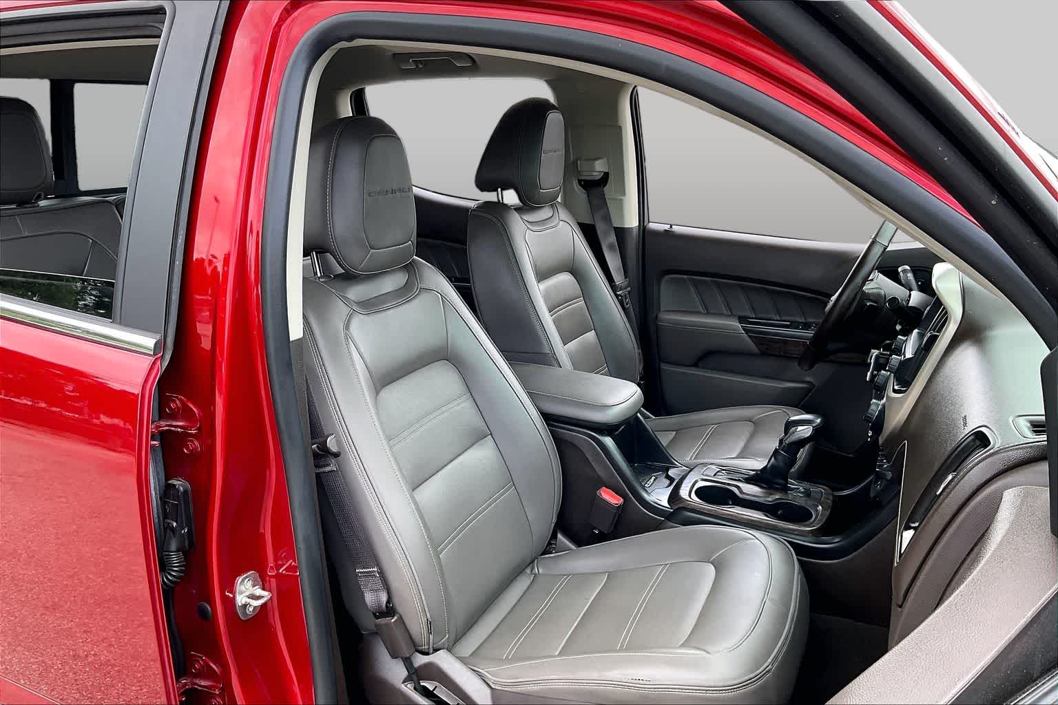 2022 GMC Canyon 4WD Denali - 10