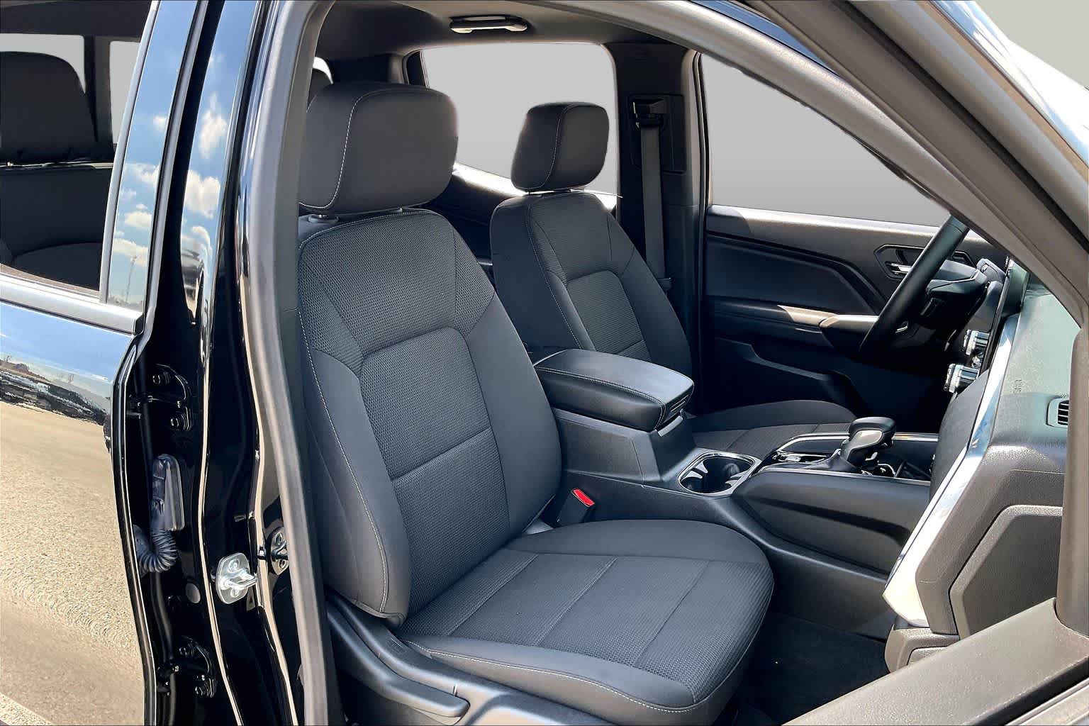 2025 GMC Canyon 2WD Elevation - 8