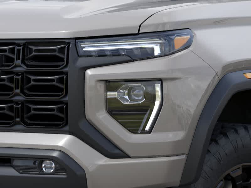 2026 GMC Canyon photo 10 of 24