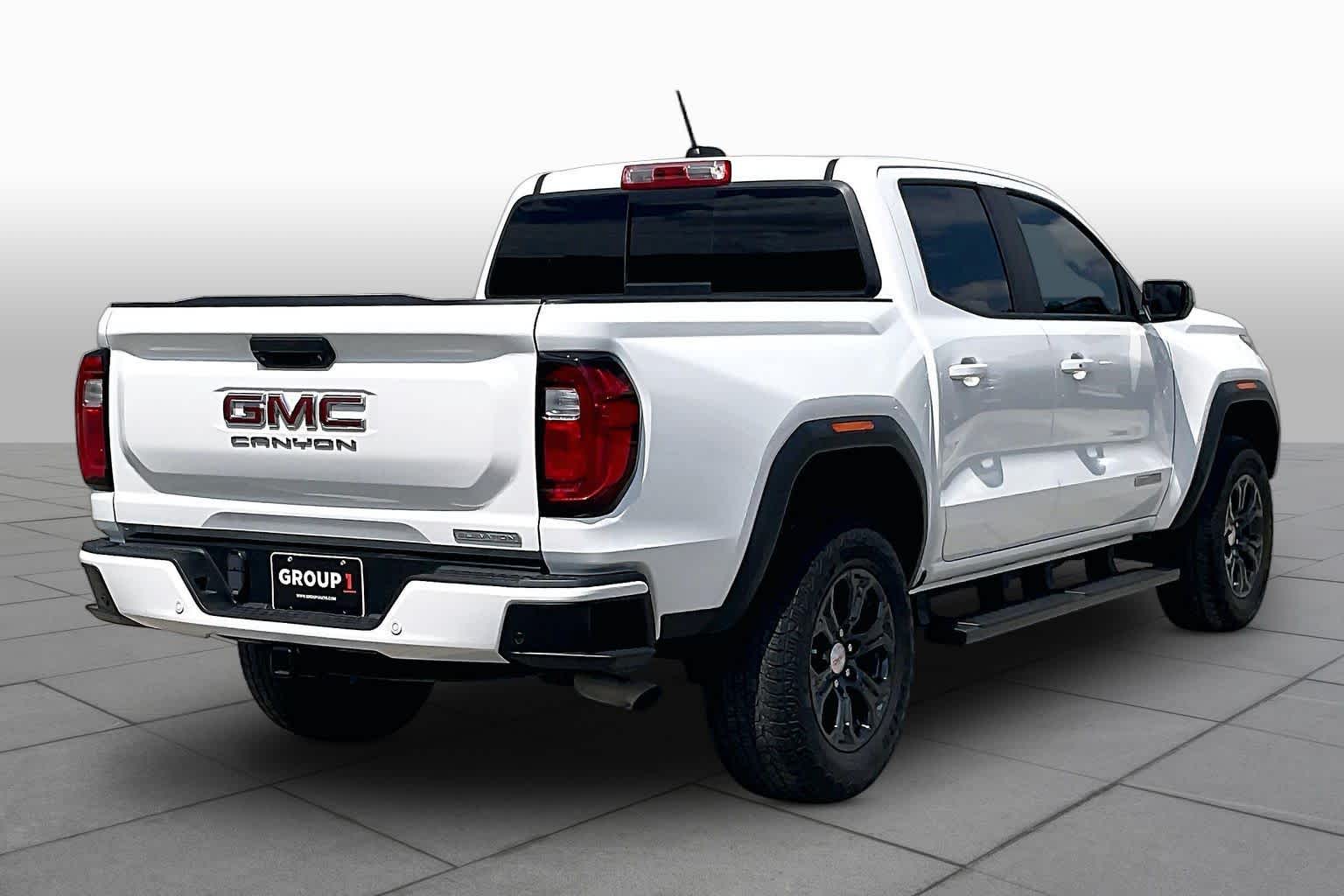 2023 GMC Canyon 2WD Elevation Summit White at Group 1 GMC Buick South