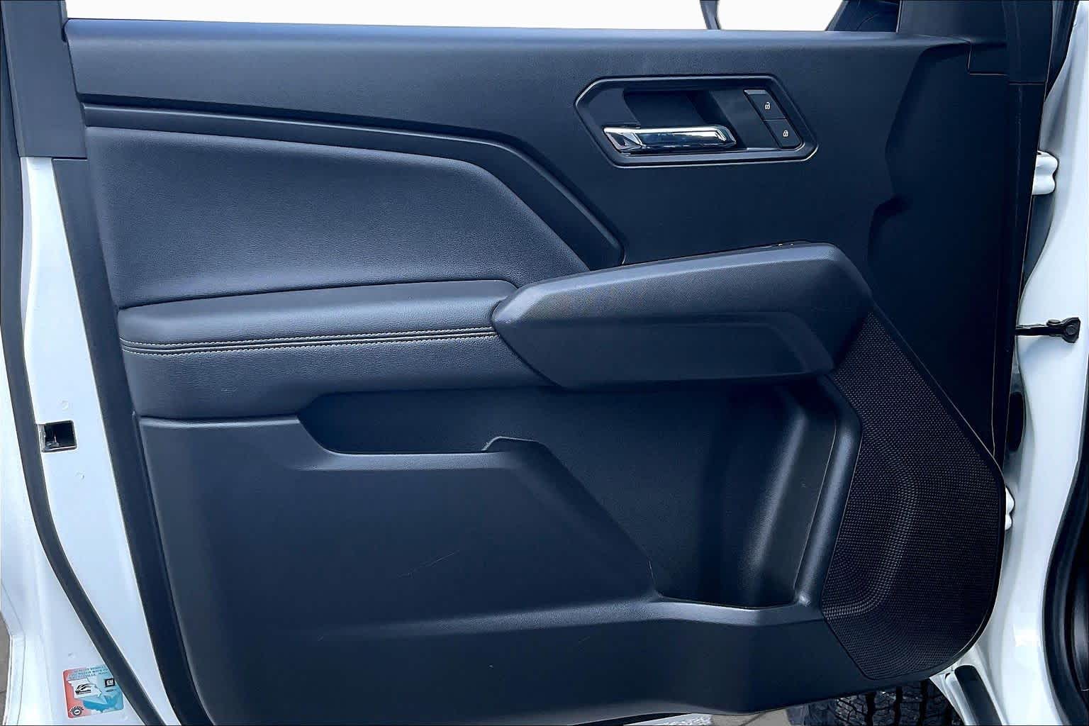 2023 GMC Canyon 2WD Elevation Summit White at Group 1 GMC Buick South