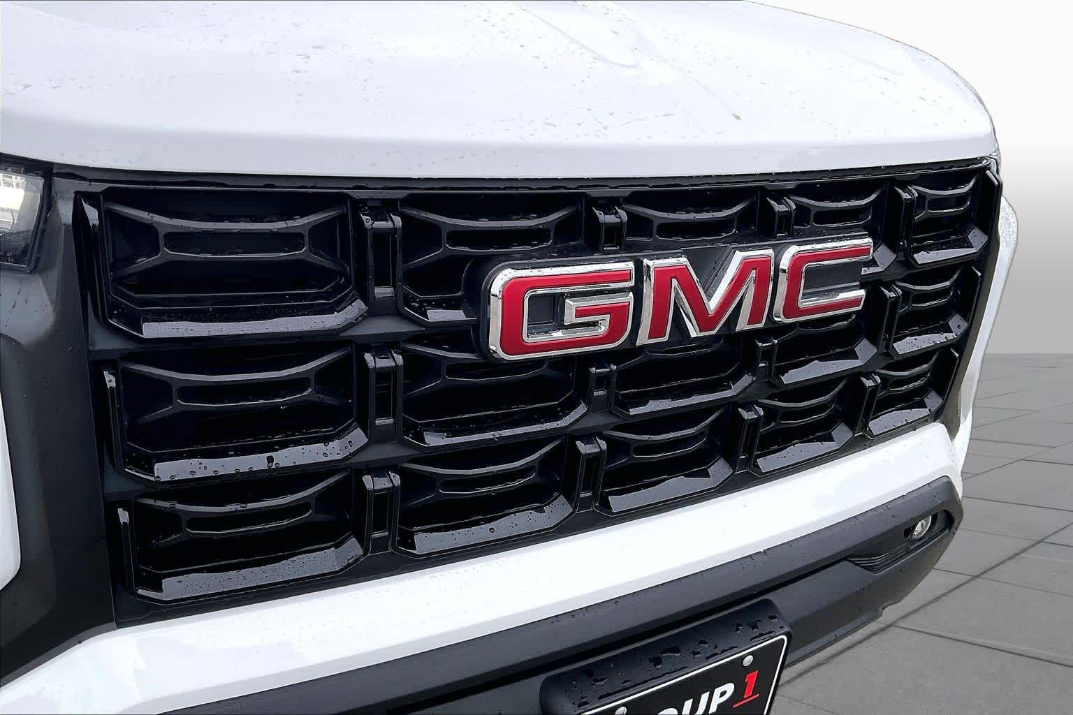 2024 GMC Canyon photo 29 of 34