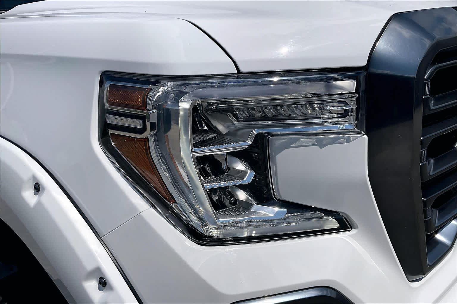 2021 GMC Sierra 1500 AT4 Summit White at Group 1 GMC Buick South