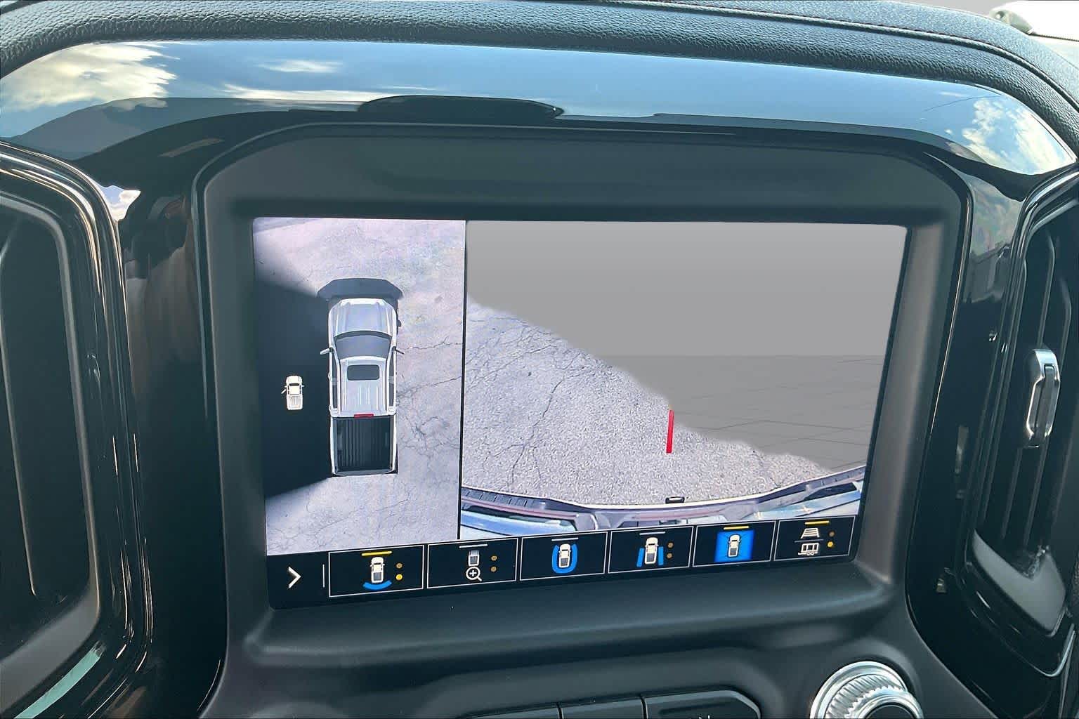 2021 GMC Sierra 1500 AT4 Summit White at Group 1 GMC Buick South