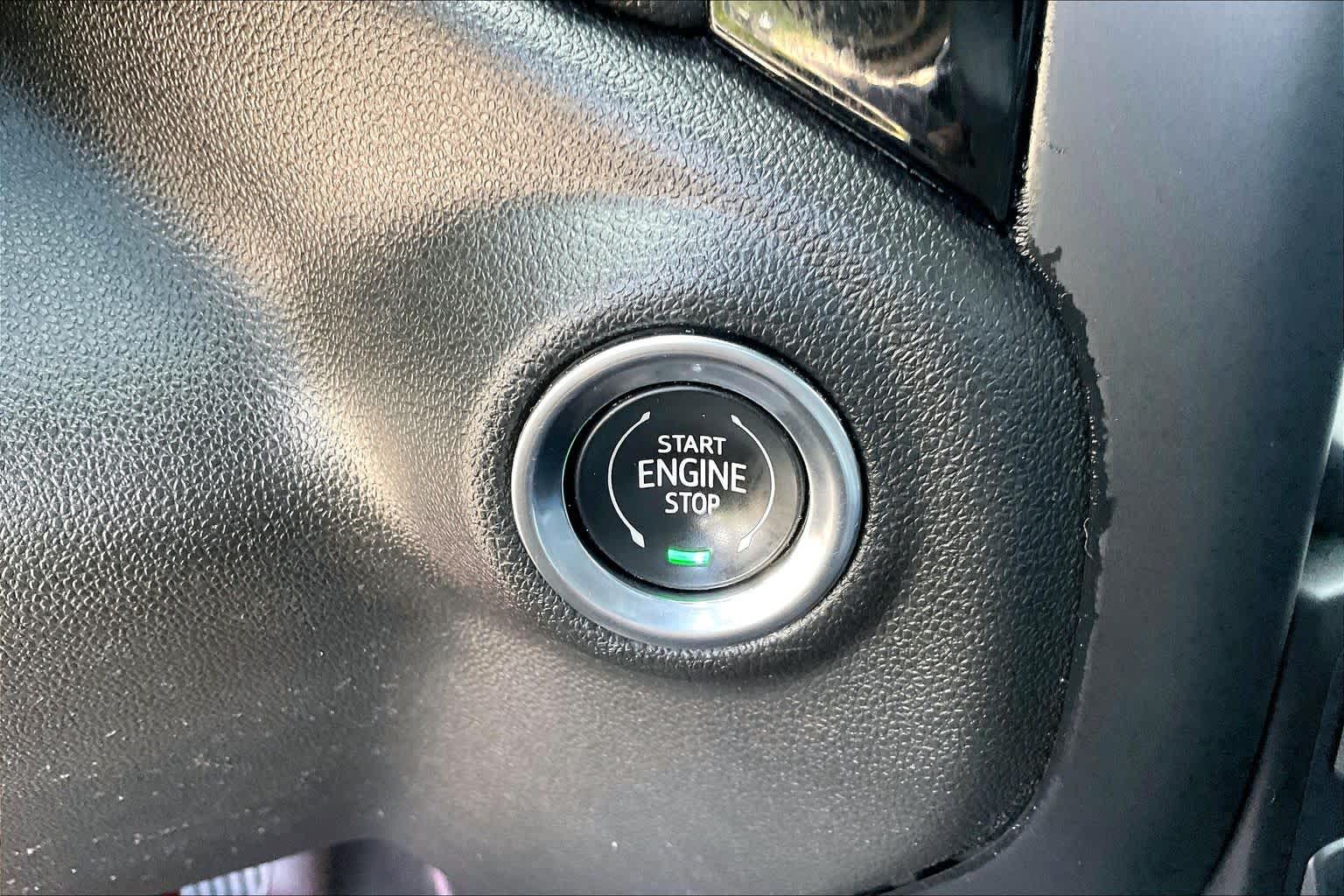 2021 GMC Sierra 1500 AT4 Summit White at Group 1 GMC Buick South