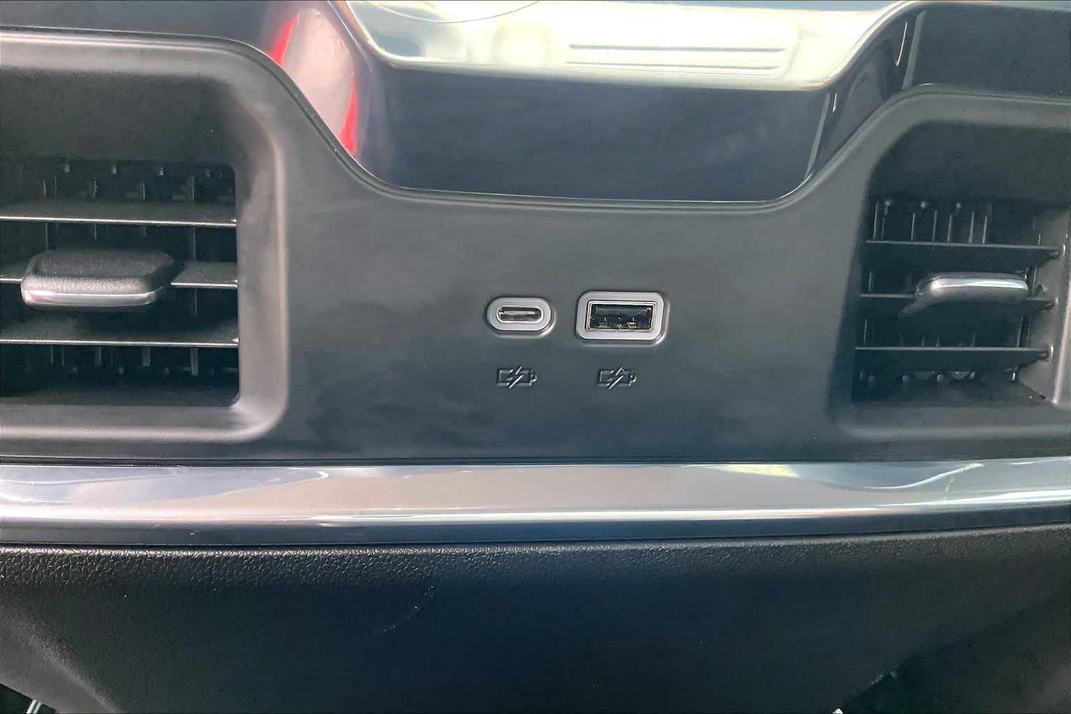 2022 GMC Sierra 1500 SLT Onyx Black at Group 1 GMC Buick South