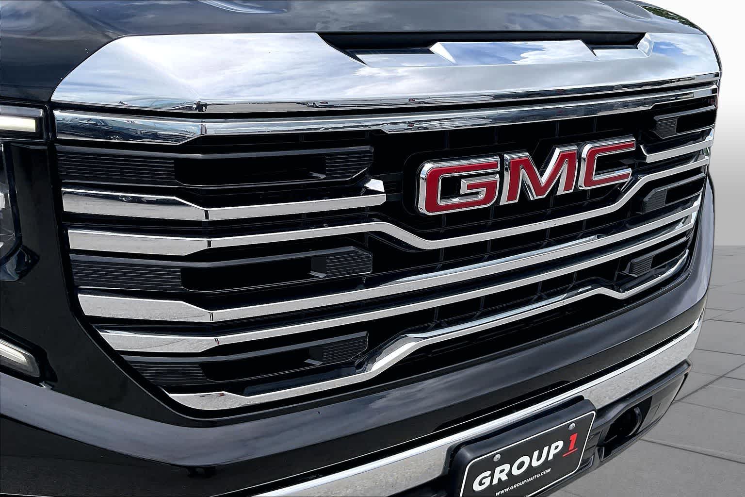2022 GMC Sierra 1500 SLT Onyx Black at Group 1 GMC Buick South