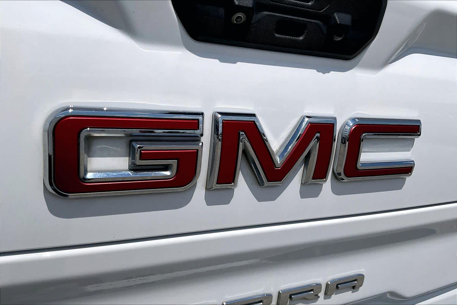 2022 GMC Sierra 1500 AT4 Summit White at Friendly Ford Crosby