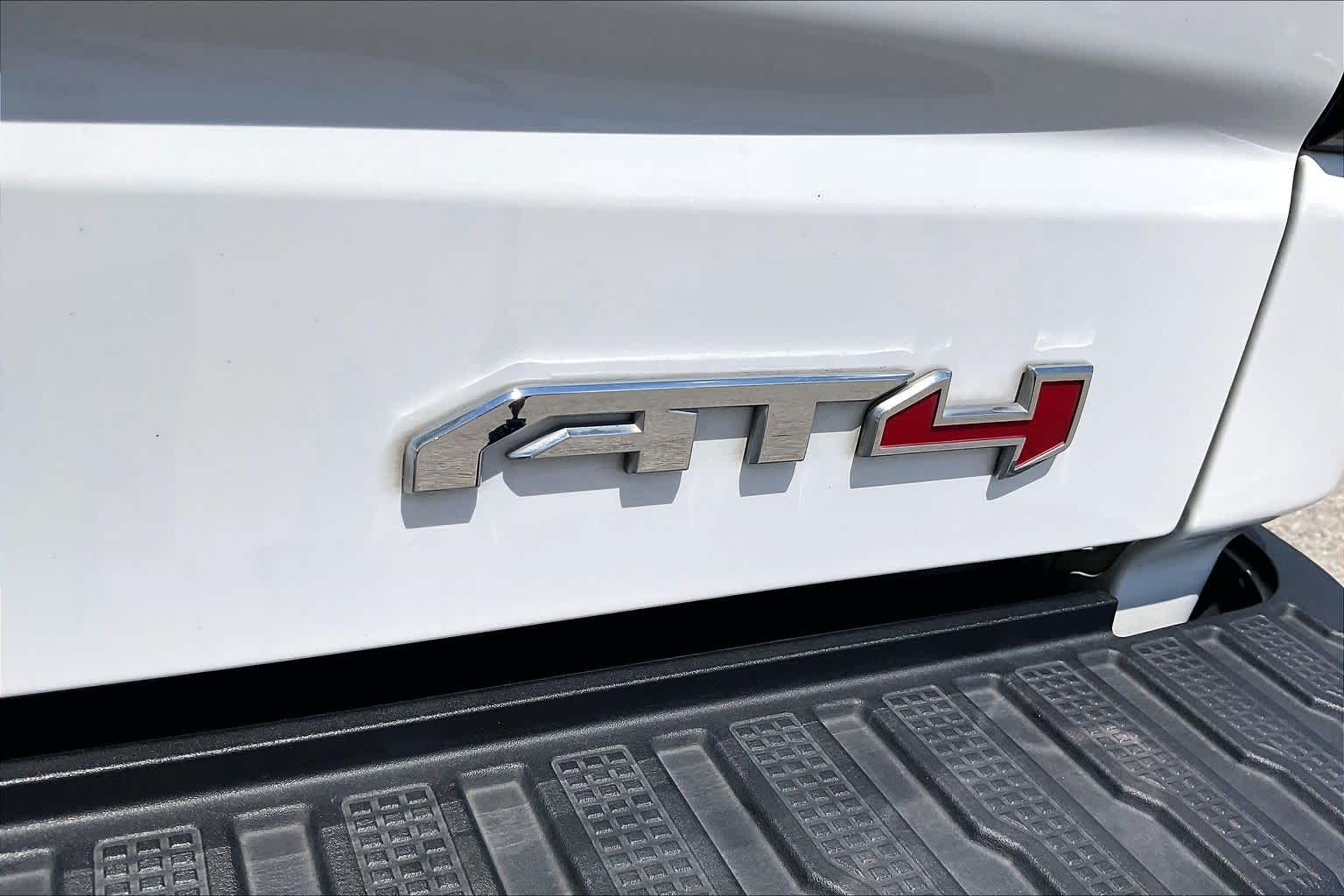 2022 GMC Sierra 1500 AT4 Summit White at Friendly Ford Crosby