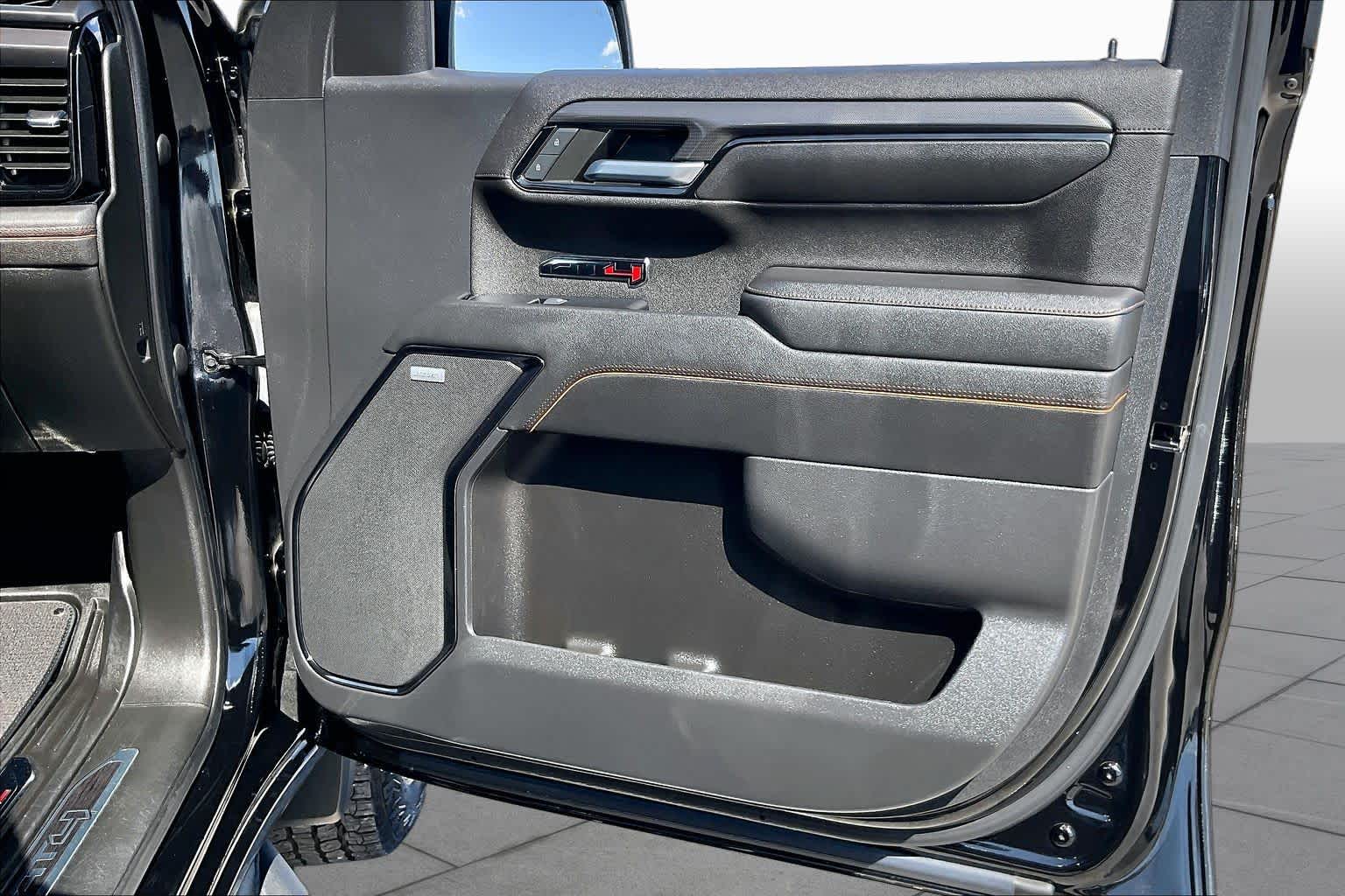2023 GMC Sierra 1500 photo 23 of 35