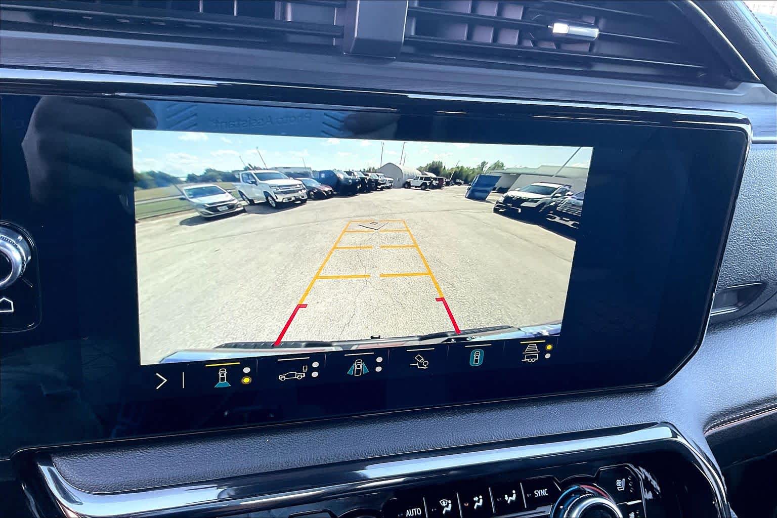 2023 GMC Sierra 1500 photo 27 of 35