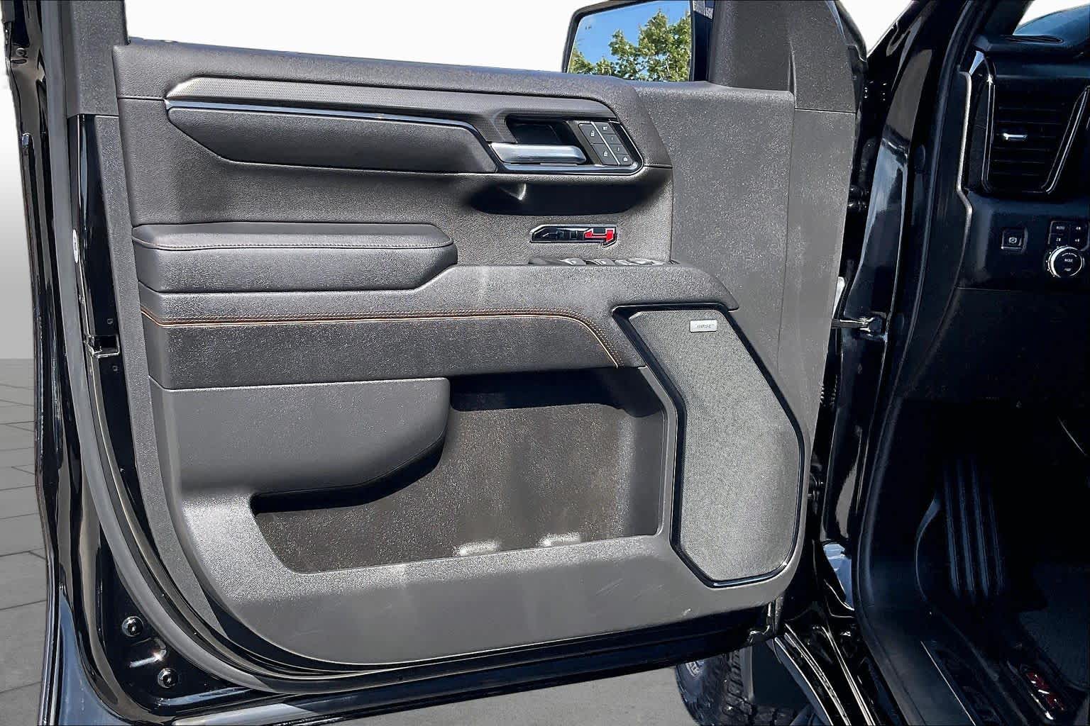 2023 GMC Sierra 1500 photo 22 of 35