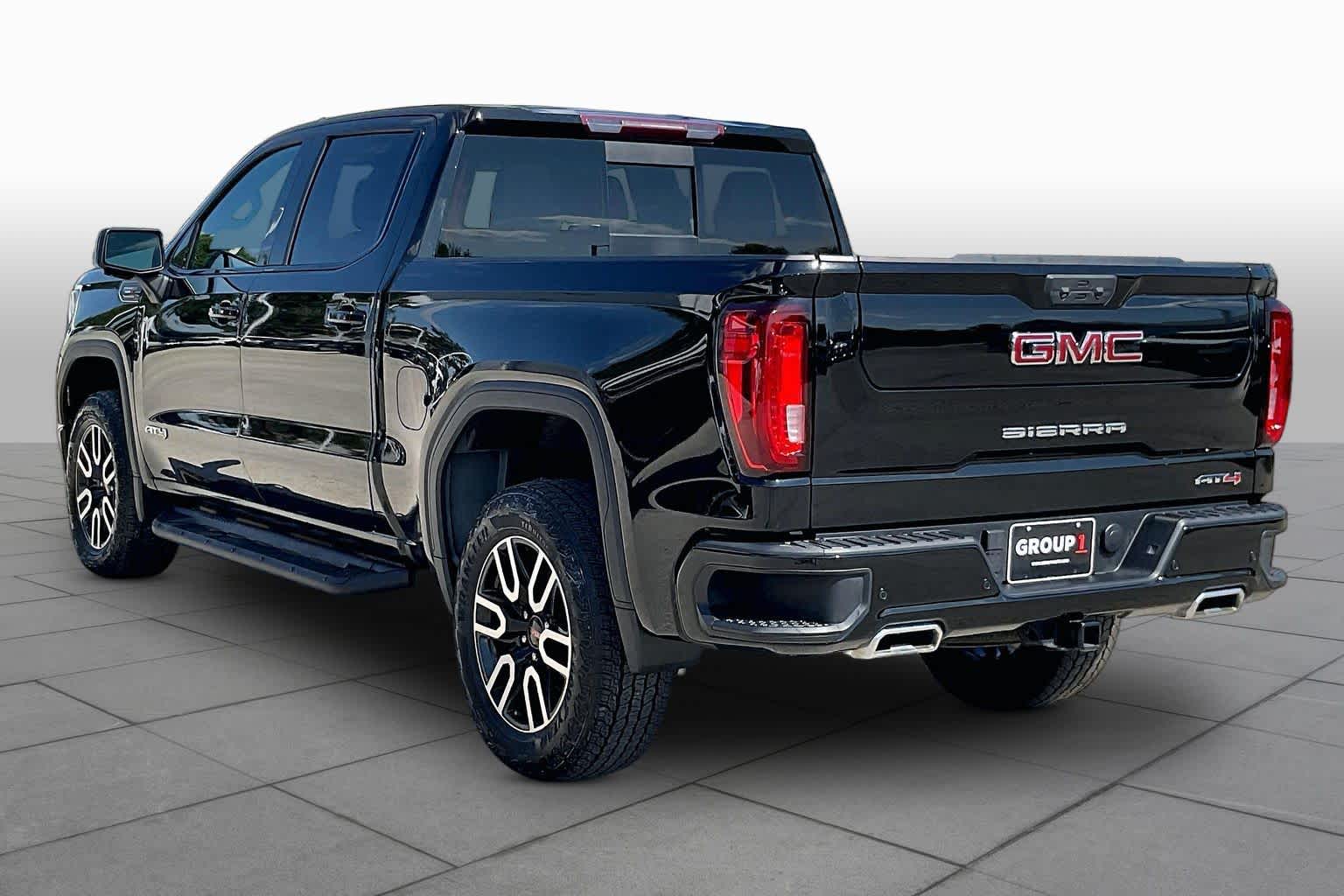 2023 GMC Sierra 1500 photo 12 of 35