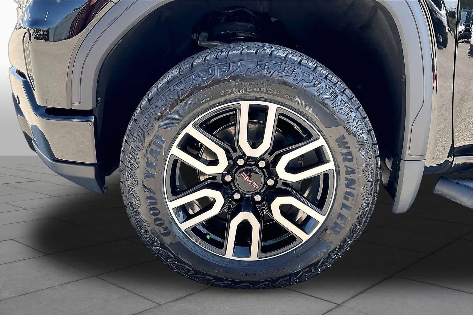 2023 GMC Sierra 1500 photo 11 of 35