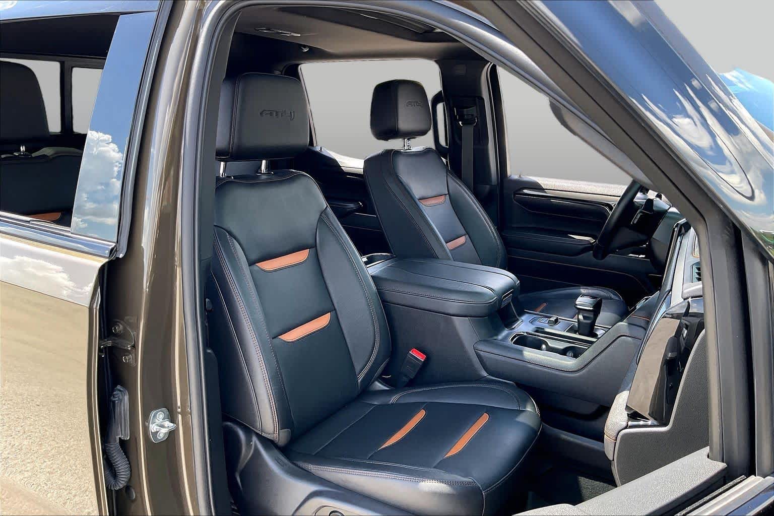 Certified Used 2023 DEEP BRONZE METALLIC GMC AT4 image 9