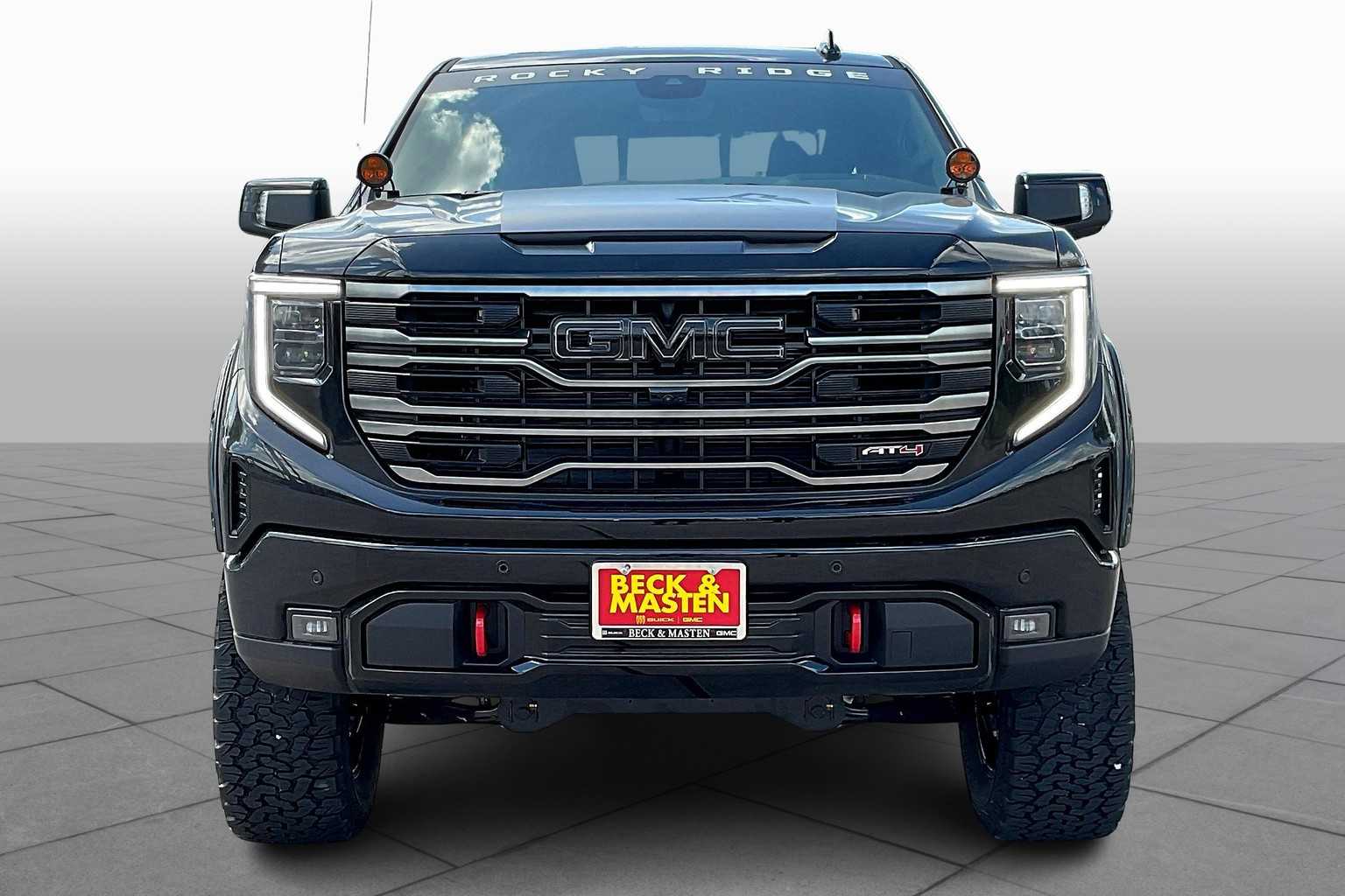 2025 GMC Sierra 1500 AT4 - 2