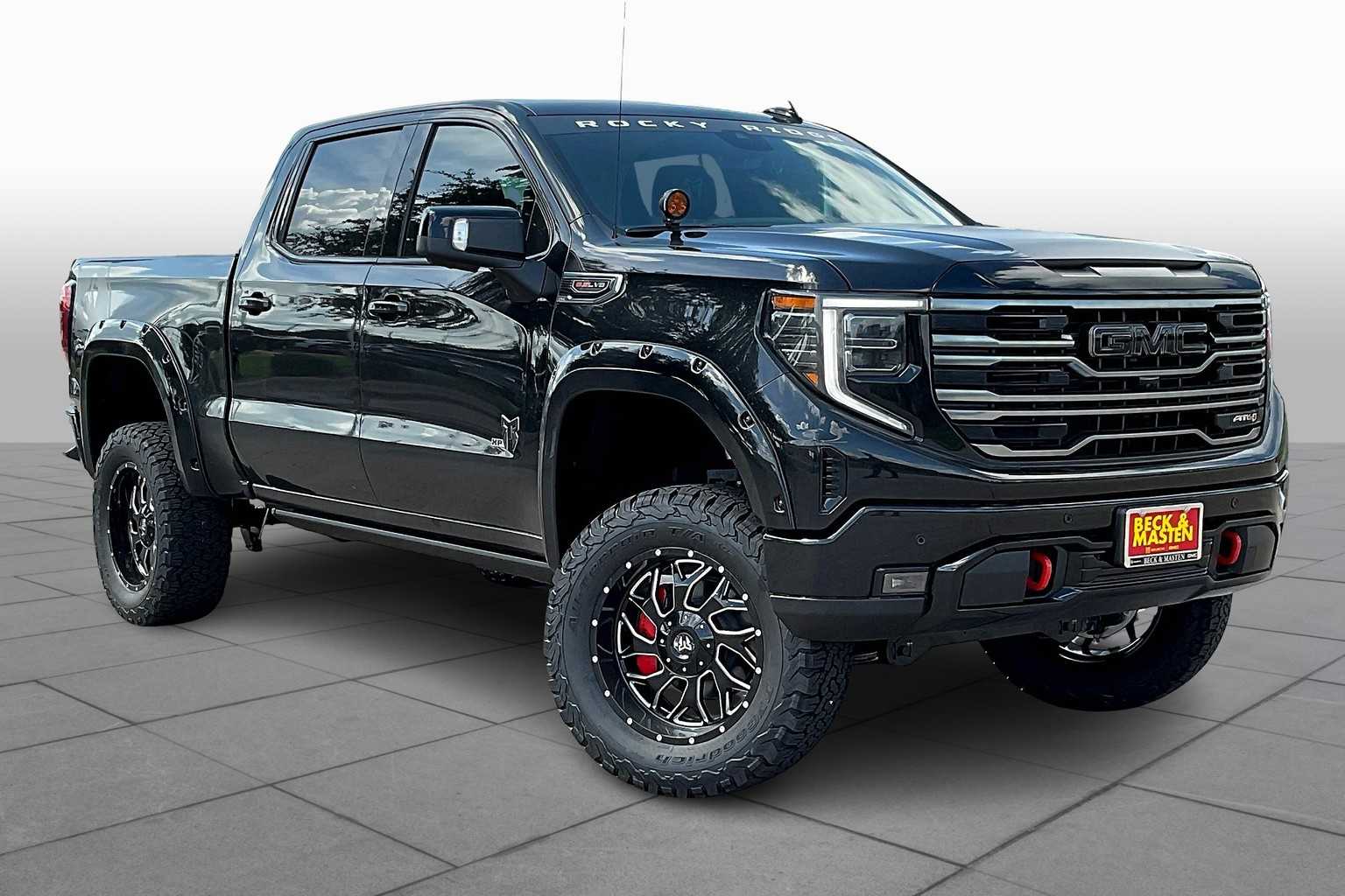2025 GMC Sierra 1500 AT4 - 1
