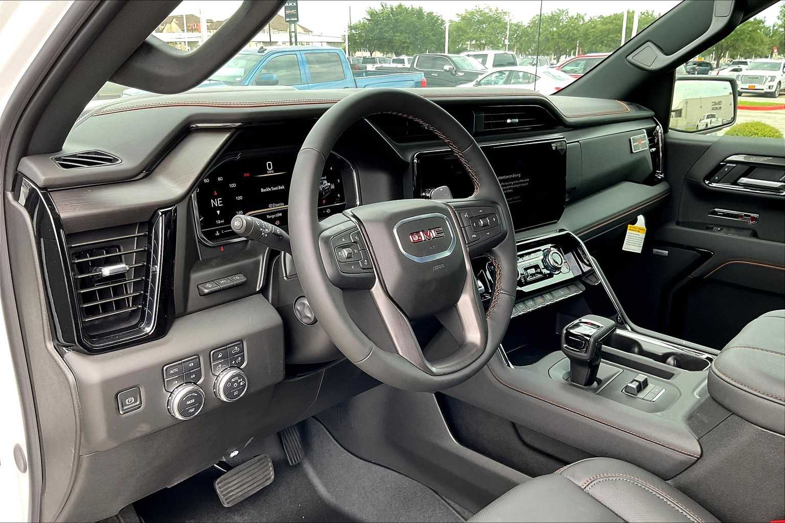 2025 GMC Sierra 1500 AT4 - 9