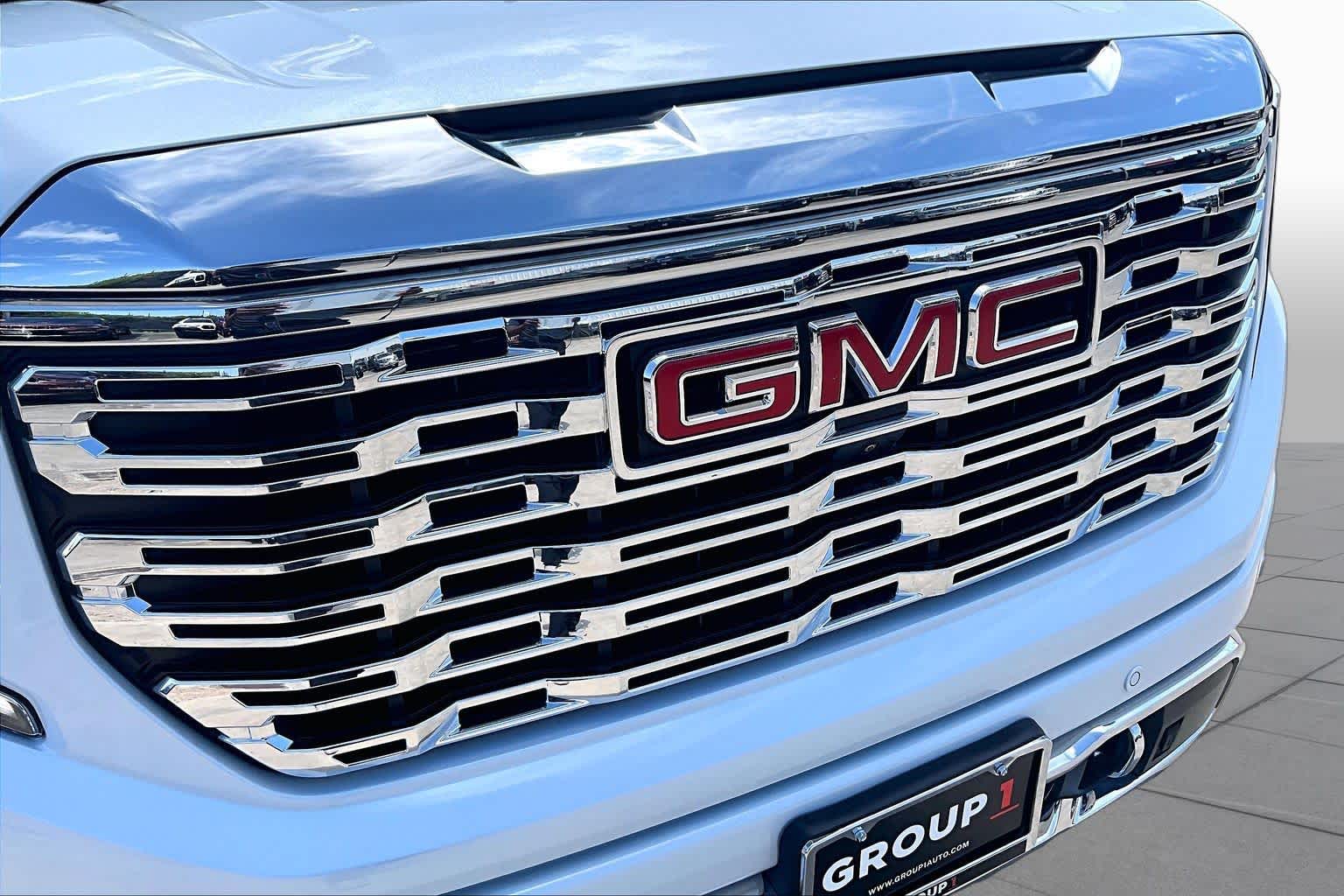 2026 GMC Sierra 1500 photo 30 of 37