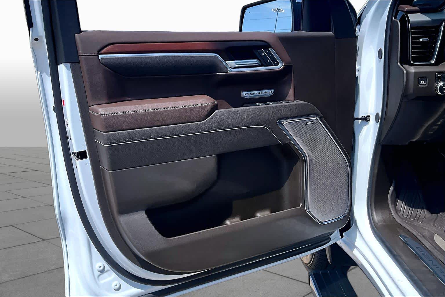 2026 GMC Sierra 1500 photo 22 of 37
