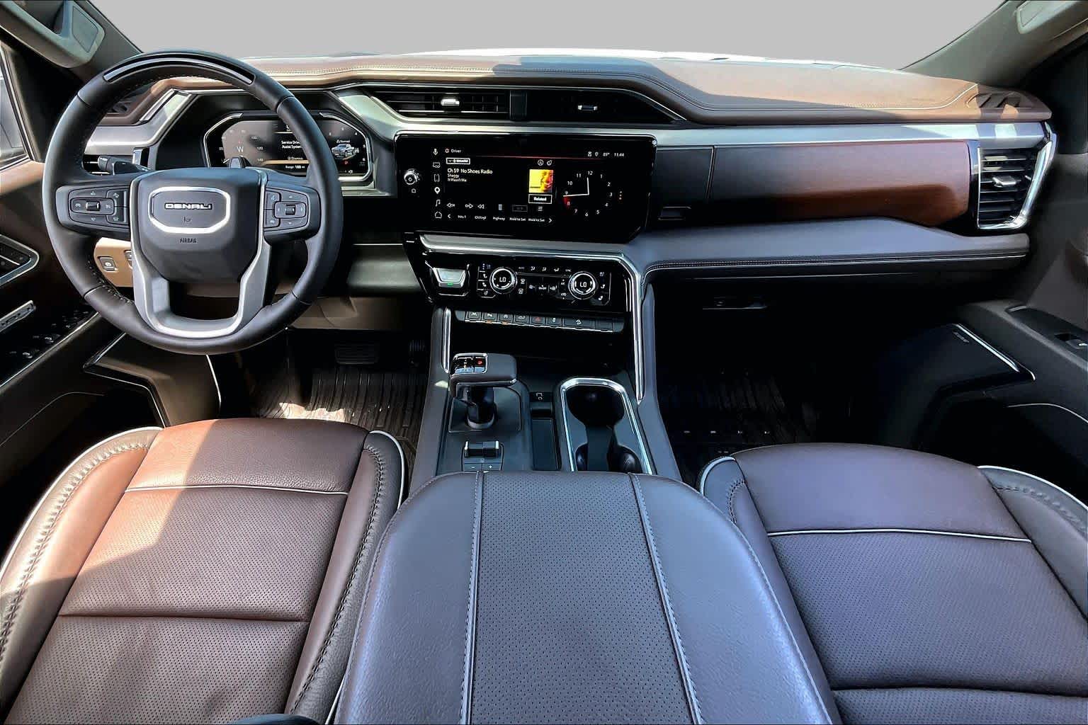 2026 GMC Sierra 1500 photo 16 of 37