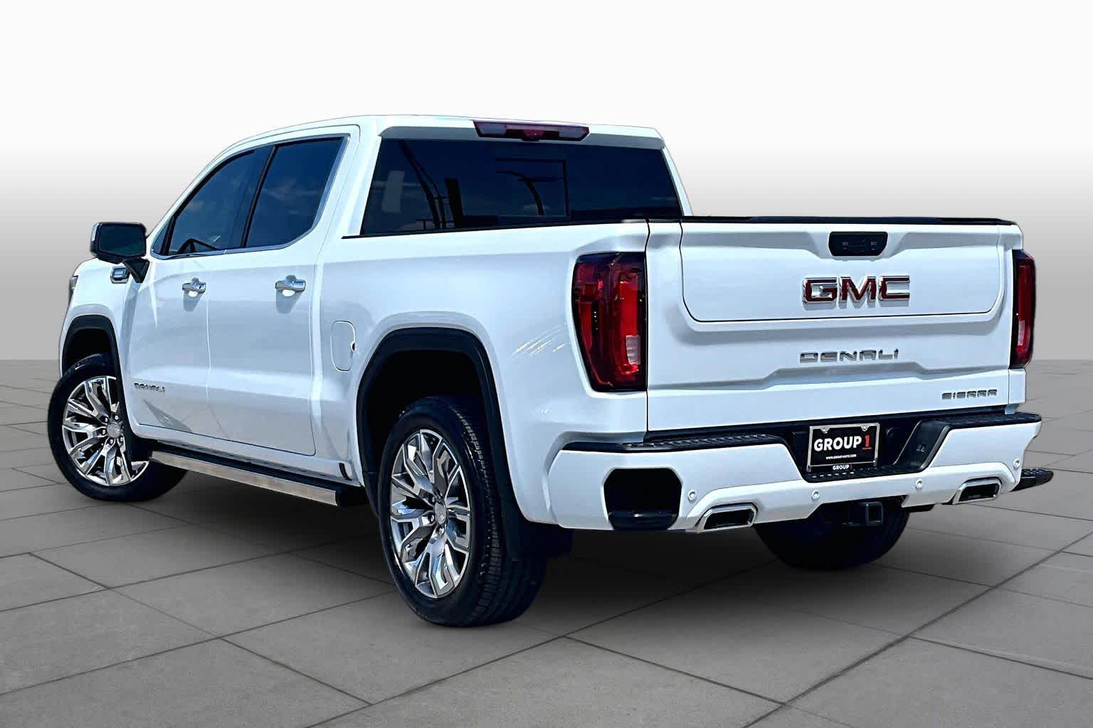 2026 GMC Sierra 1500 photo 12 of 37