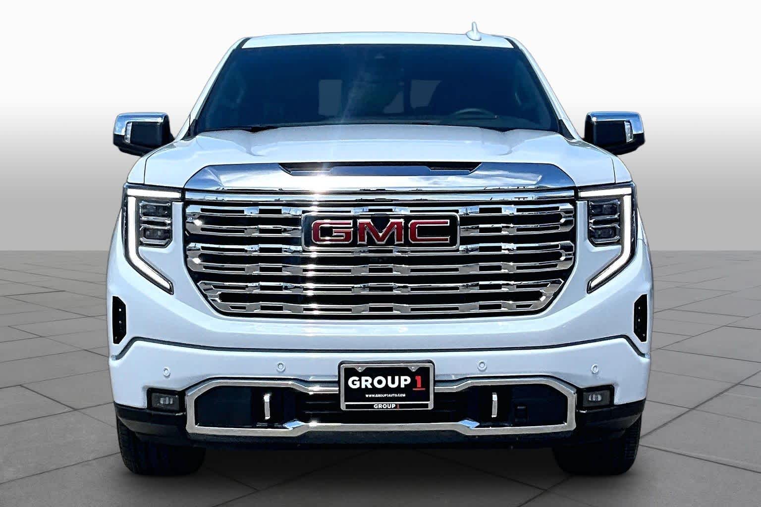 2026 GMC Sierra 1500 photo 4 of 37