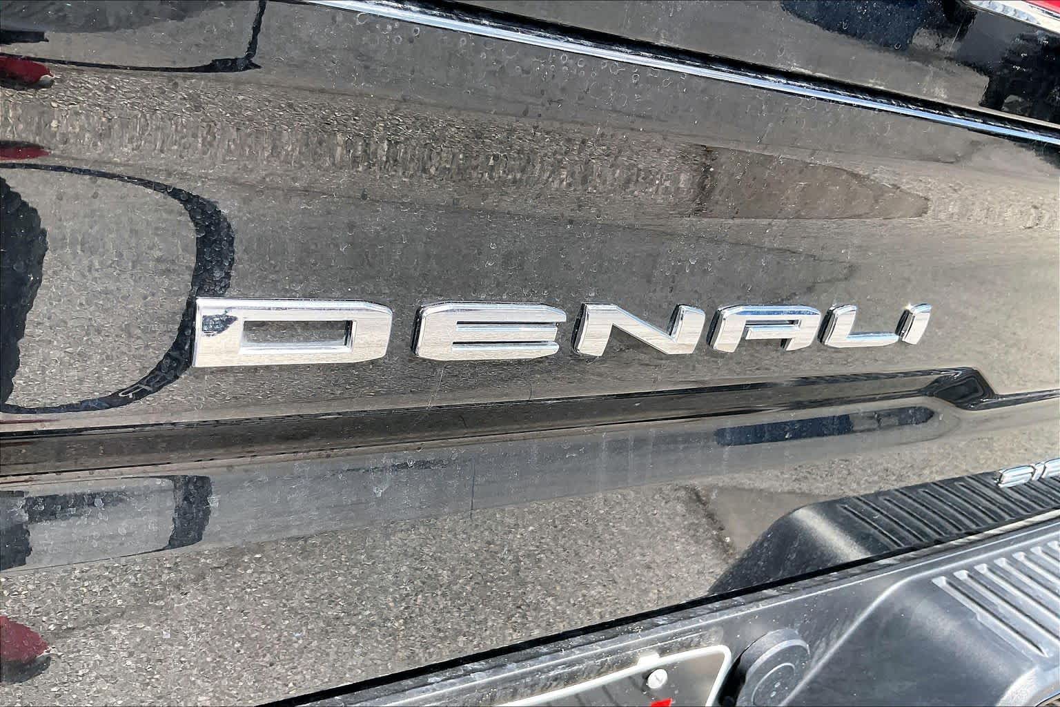 2026 GMC Sierra 1500 photo 10 of 35
