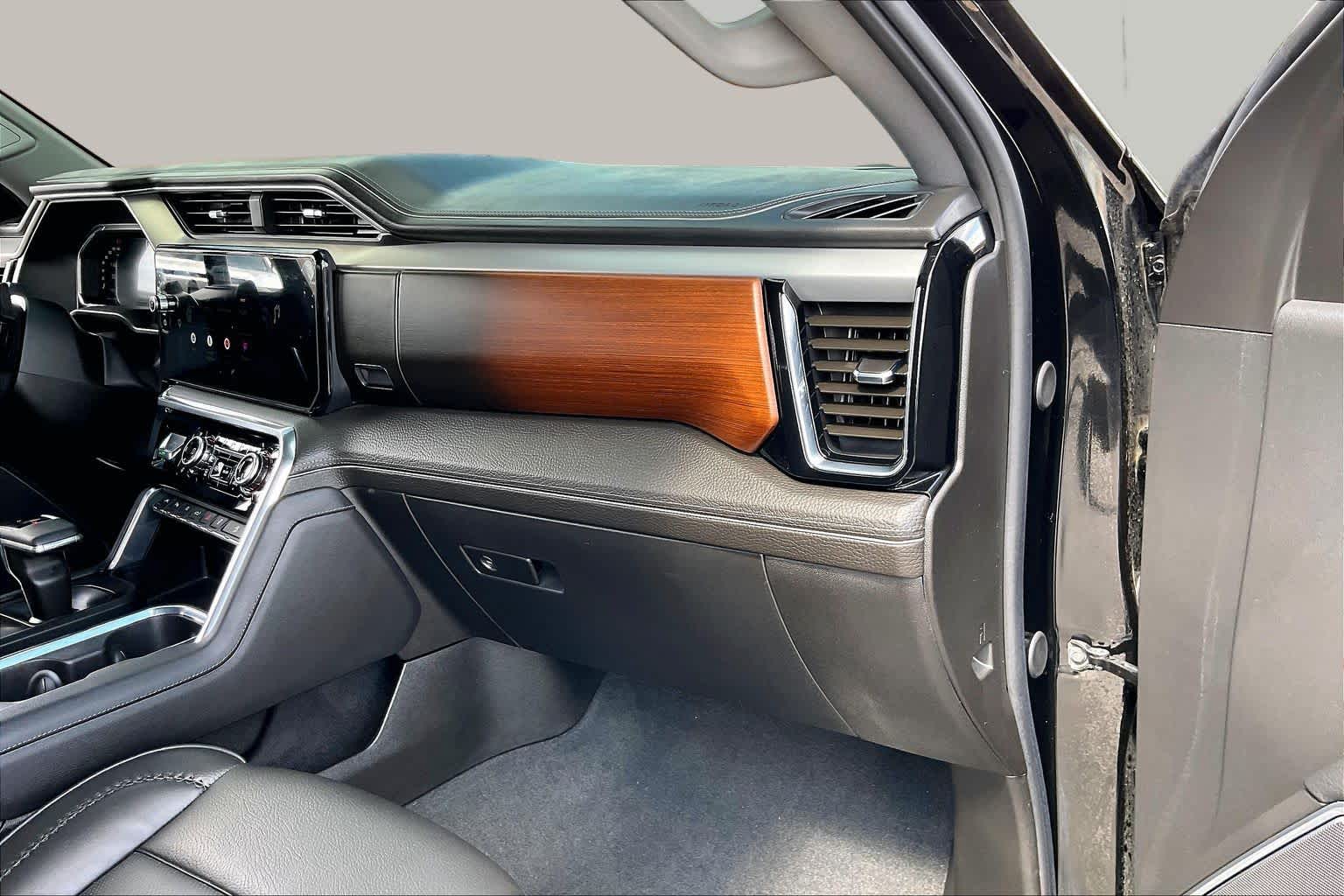 2026 GMC Sierra 1500 photo 19 of 35