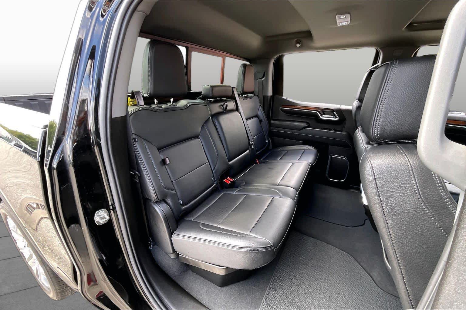 2026 GMC Sierra 1500 photo 21 of 35