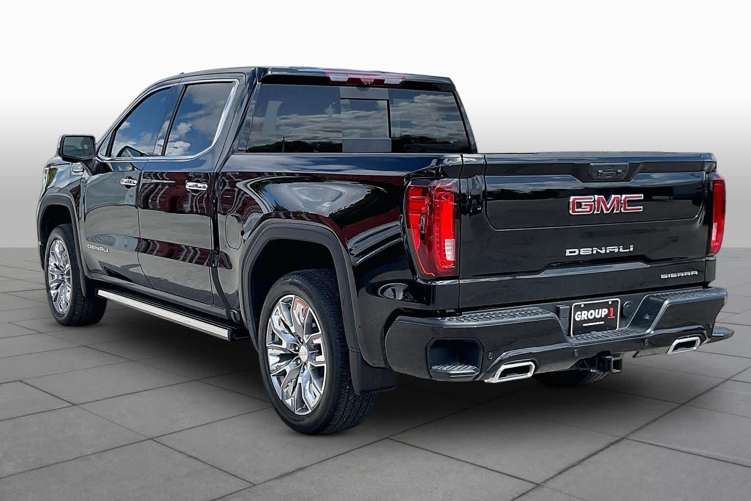 2026 GMC Sierra 1500 photo 12 of 35
