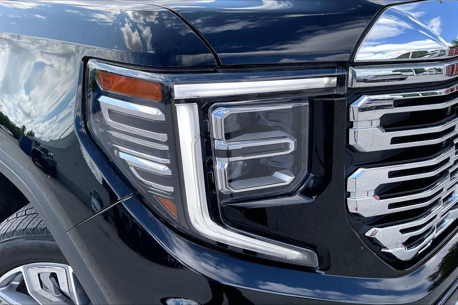 2026 GMC Sierra 1500 photo 28 of 35