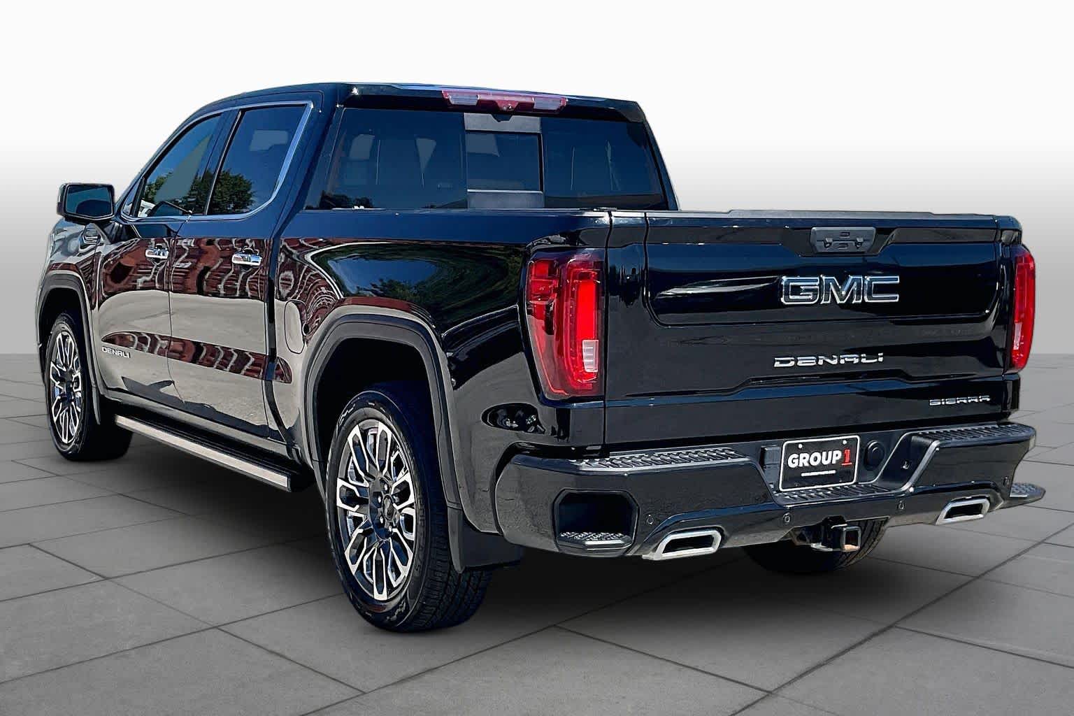 2024 GMC Sierra 1500 photo 12 of 35