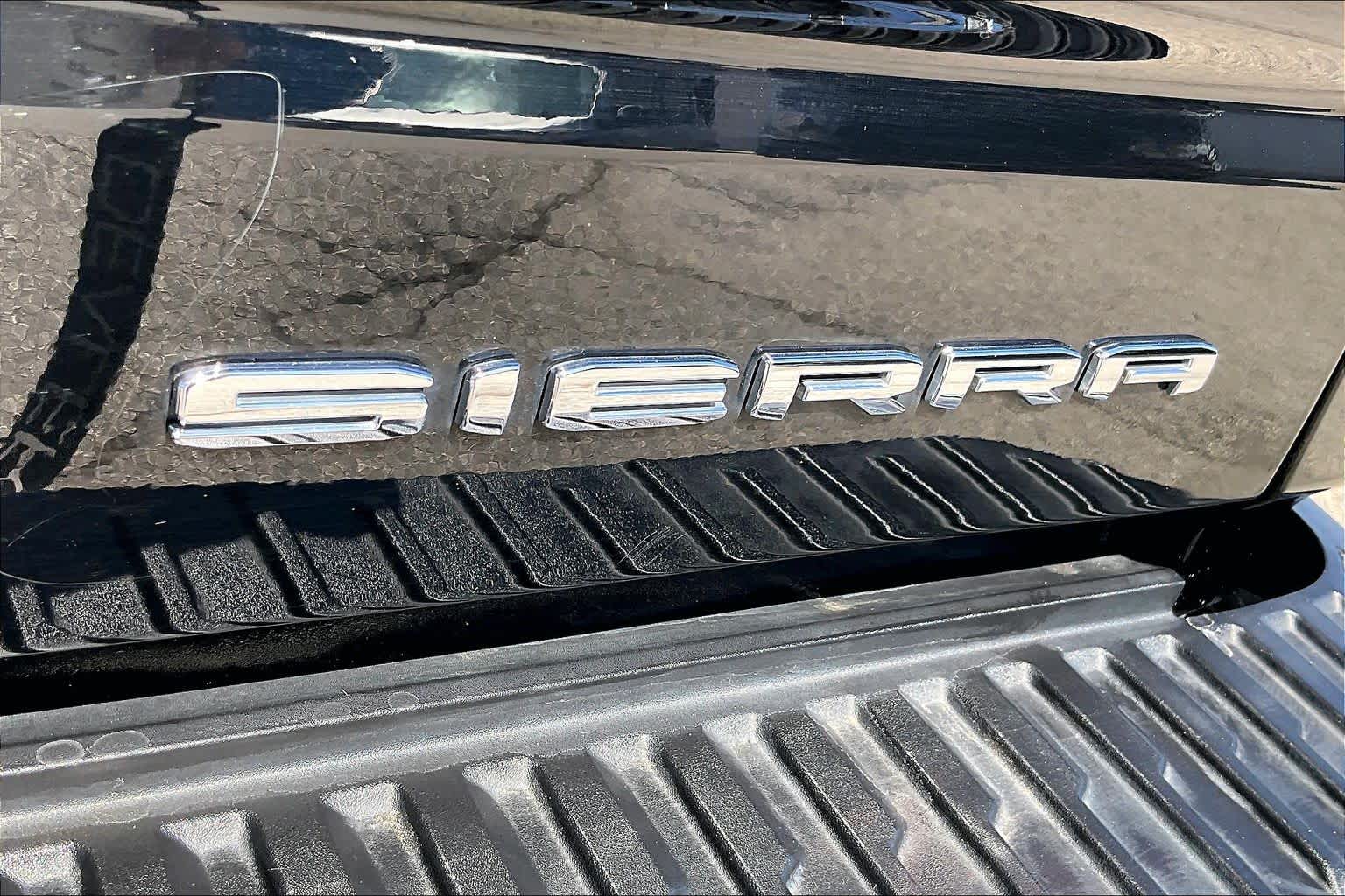 2024 GMC Sierra 1500 photo 10 of 35
