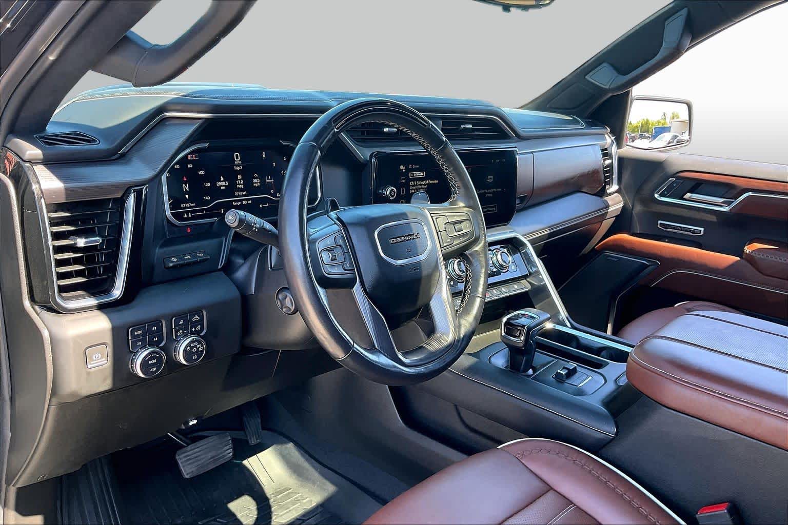 2024 GMC Sierra 1500 photo 18 of 35