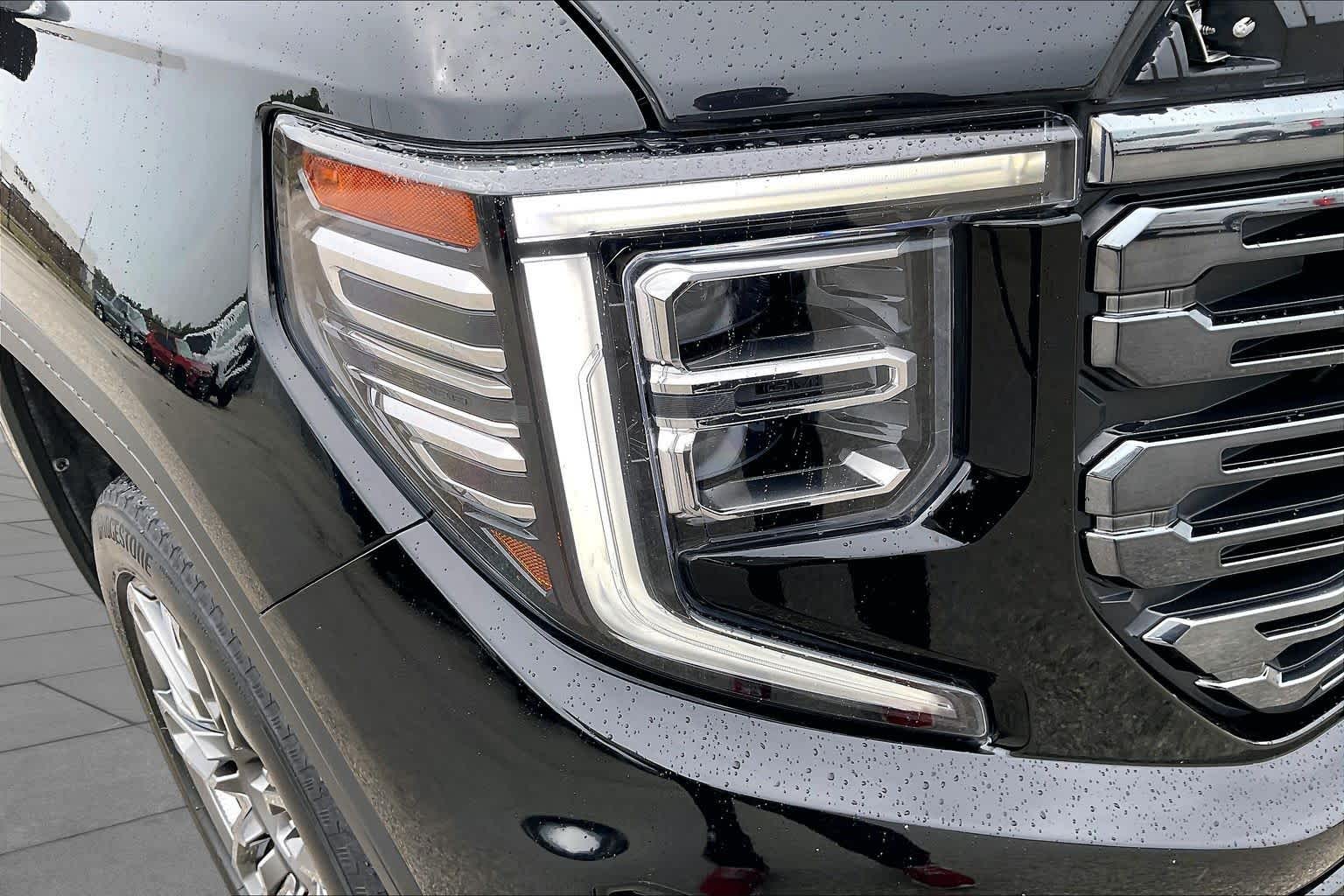 2023 GMC Sierra 1500 photo 27 of 34