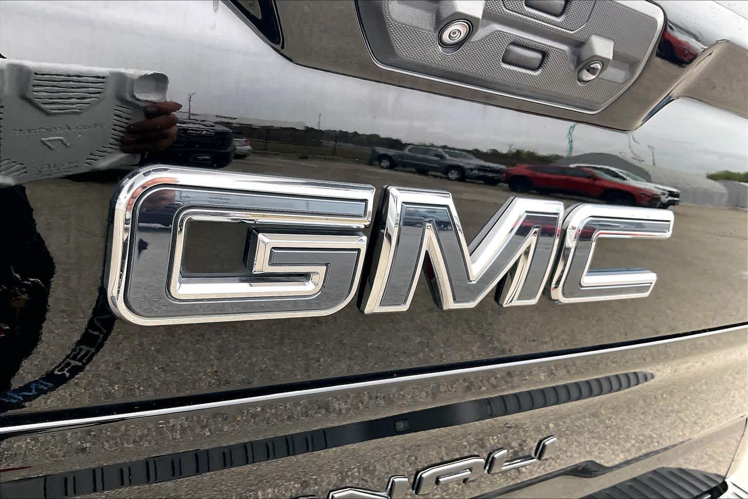 2023 GMC Sierra 1500 photo 30 of 34