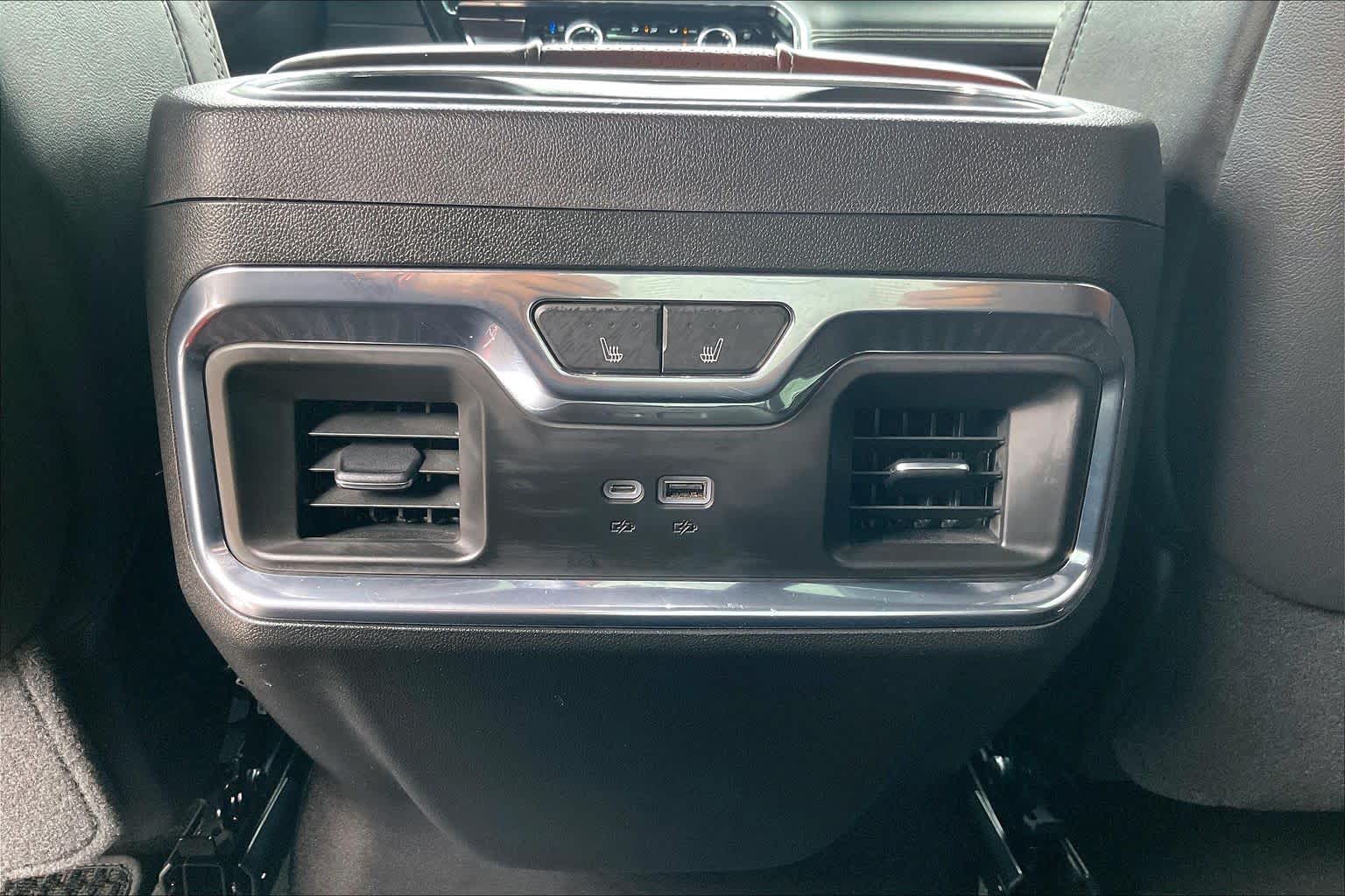 2023 GMC Sierra 1500 photo 31 of 34