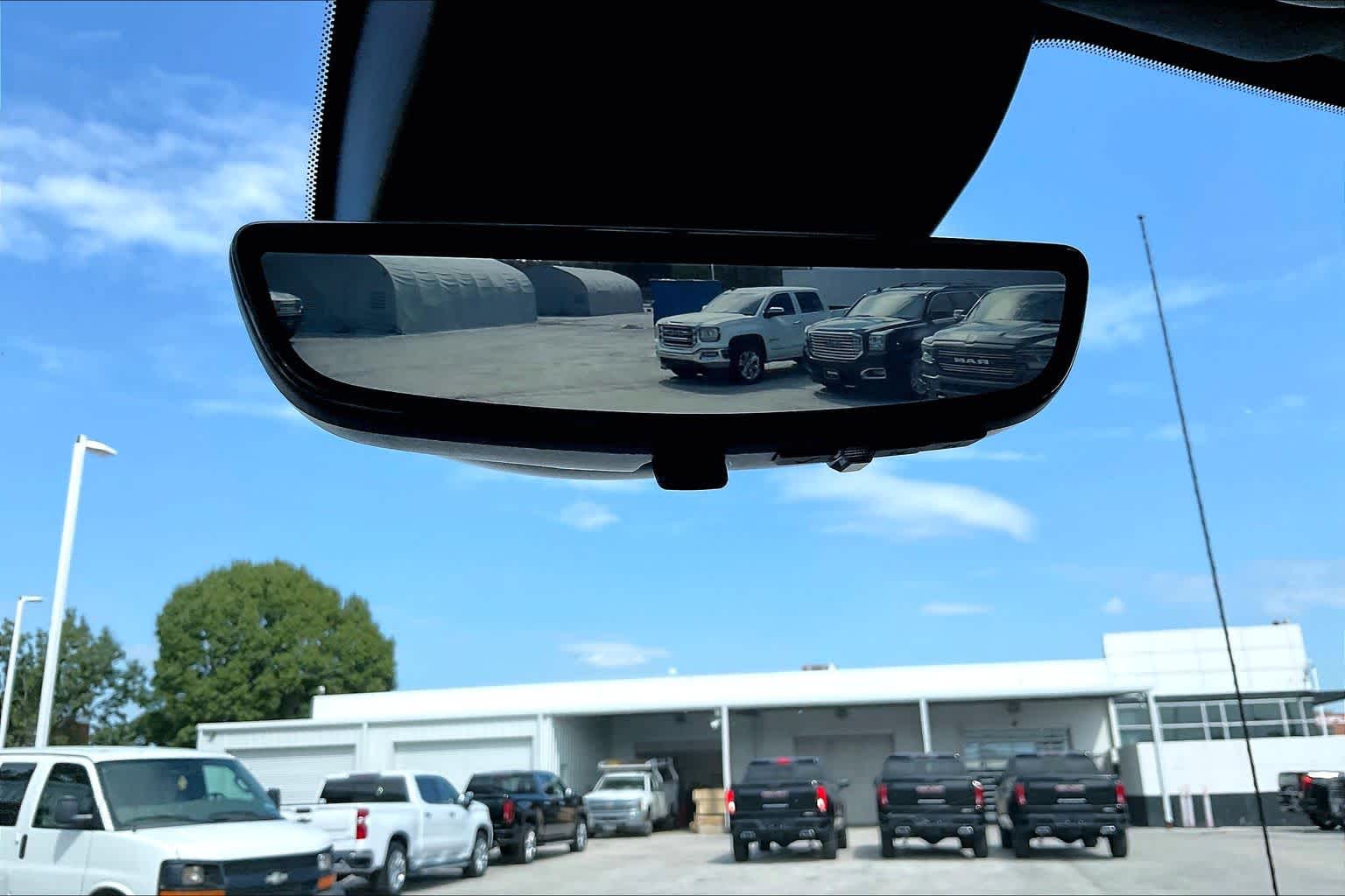 2024 GMC Sierra 1500 photo 34 of 35