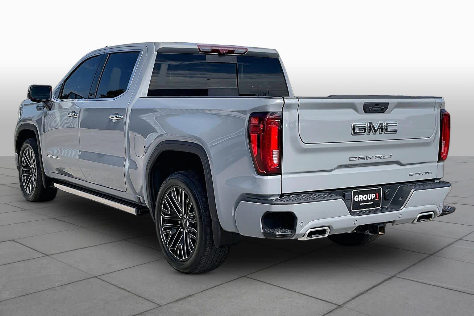 2024 GMC Sierra 1500 photo 12 of 35