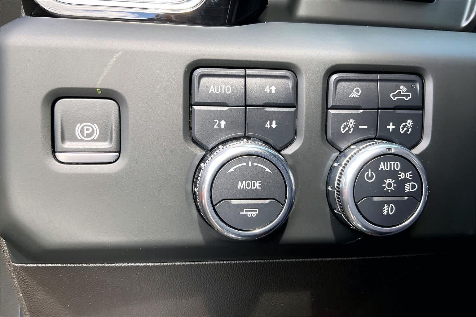 2024 GMC Sierra 1500 photo 15 of 35