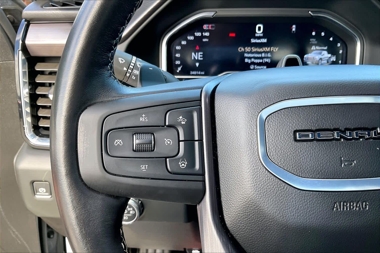 2024 GMC Sierra 1500 photo 24 of 35