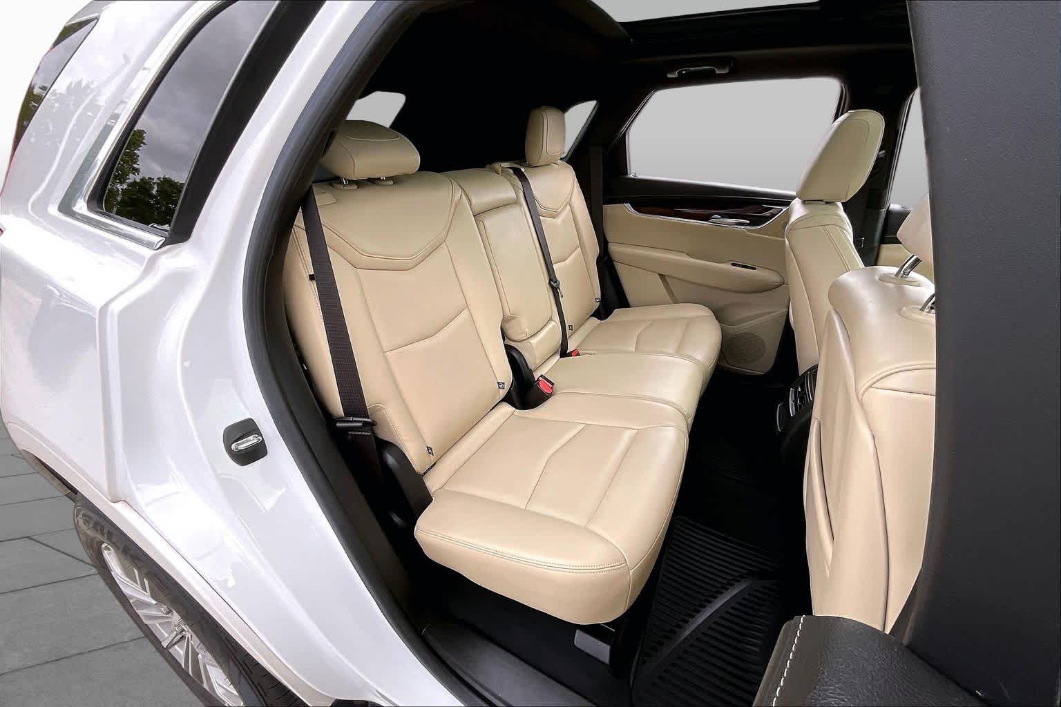 2018 Cadillac XT5 photo 21 of 35